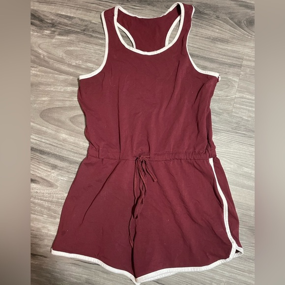 🩷Women’s medium maroon jumpsuit - Picture 1 of 1